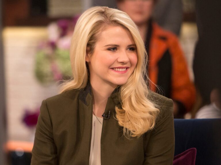 Elizabeth Smart Net Worth 2023