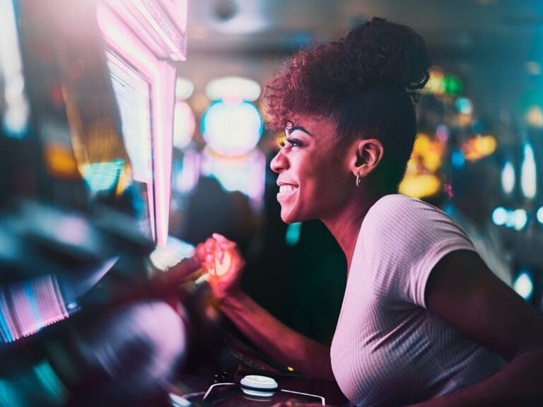 Beyond the Casino Floor Women Revolutionizing the Gambling Landscape